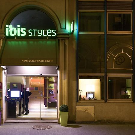 Ibis Styles Nantes Centre Place Royale Exterior foto